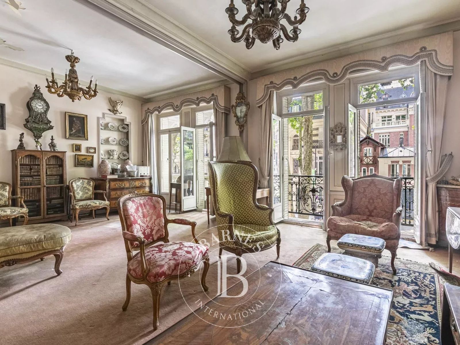 Apartment - For Sale - Paris - 20387455 — photo 2