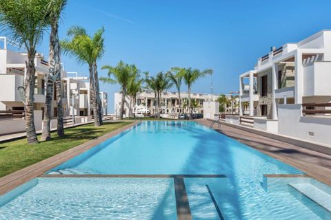 Lejlighed i Torrevieja, Alicante, Torrevieja - € 300.000 | Ref: A308 - foto 1