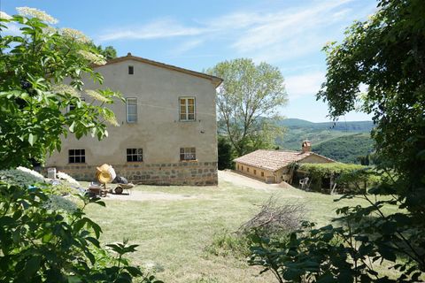 Farm hus i Radicofani, Siena, Radicofani - € 480.000 | Ref: CS139 - foto 1