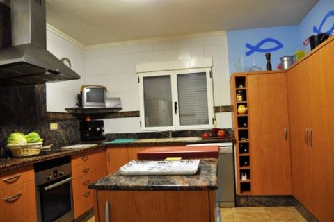 Villa i Ontinyent, Valencia, Ontinyent - € 300.000 | Ref: 2027 - foto 12