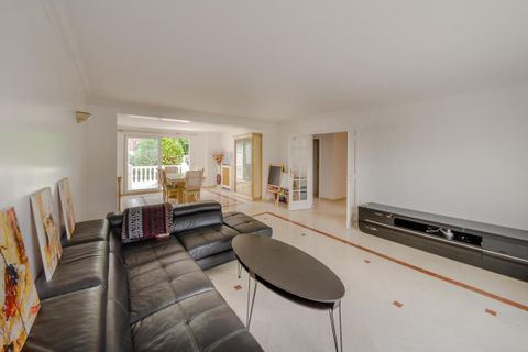 Villa a Drancy, Seine-Saint-Denis, Drancy - € 690.000 | Ref: A3866 - foto 2