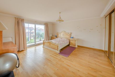 Villa a Drancy, Seine-Saint-Denis, Drancy - € 690.000 | Ref: A3866 - foto 8