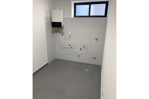 Villa a Maia, Porto, Maia - € 750.000 | Ref: FS300710 - foto 22