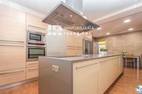 Villa i Roses, Gerona, Roses - € 675 000 | Ref: 1087 - foto 9