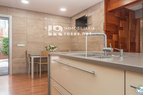 Villa i Roses, Gerona, Roses - € 675 000 | Ref: 1087 - foto 10