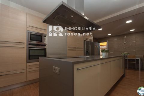 Villa i Roses, Gerona, Roses - € 675 000 | Ref: 1087 - foto 37