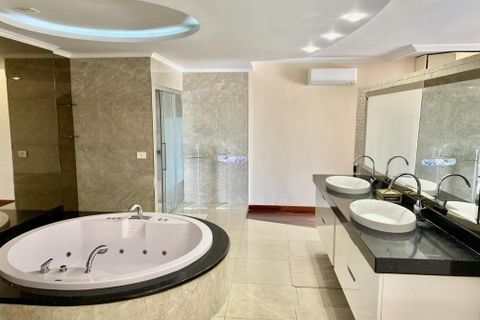 Villa i Golf Del Sur, Tenerife, Golf Del Sur - € 3.650.000 | Ref: LUX0569 - foto 14