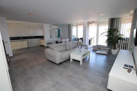 Villa i San Eugenio, Tenerife, San Eugenio - € 940.000 | Ref: CHA0488 - foto 12