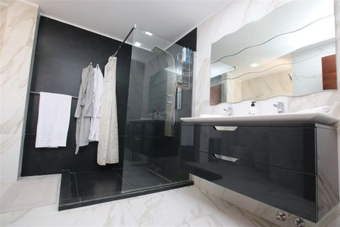 Villa i San Eugenio, Tenerife, San Eugenio - € 940.000 | Ref: CHA0488 - foto 30