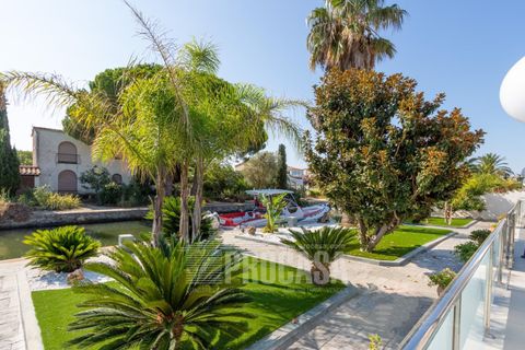 Villa i Empuriabrava, Gerona, Empuriabrava - € 1.990.000 | Ref: 1880 - foto 24