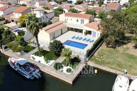 Villa i Empuriabrava, Gerona, Empuriabrava - € 1.990.000 | Ref: 1880 - foto 49
