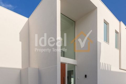 Villa a Adeje, Tenerife, Adeje - € 1.995.500 | Ref: Serenity-Villas-5 - foto 29