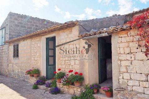 Landejendom i Scicli, Ragusa, Scicli - € 250.000 | Ref: 17 - foto 2