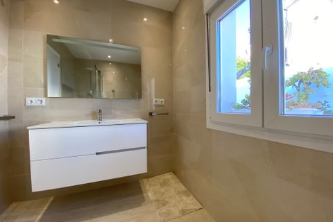 Villa a Marbella, Malaga, Marbella - € 999.950 | Ref: APIA-ROVM-921 - foto 27