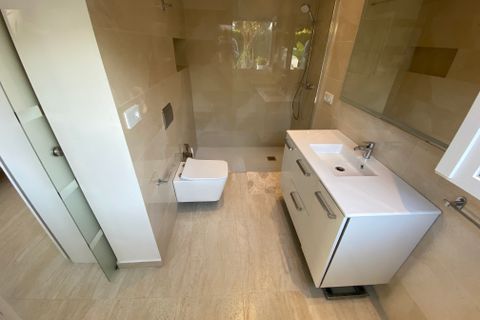 Villa a Marbella, Malaga, Marbella - € 999.950 | Ref: APIA-ROVM-921 - foto 23