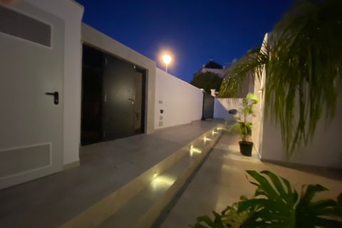 Villa a Marbella, Malaga, Marbella - € 999.950 | Ref: APIA-ROVM-921 - foto 31