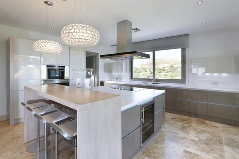 Villa a Marbella, Malaga, Marbella - € 3.500.000 | Ref: VERDBS 2022F - foto 4