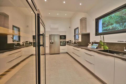 Villa i Mougins, Alpes-Maritimes, Mougins - € 2.700.000 | Ref: 13367 - foto 17