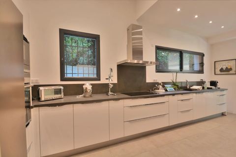 Villa i Mougins, Alpes-Maritimes, Mougins - € 2.700.000 | Ref: 13367 - foto 18