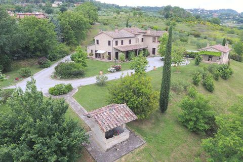 Villa a Perugia, Perugia, Perugia - € 1.570.000 | Ref: v4638la-x - foto 50