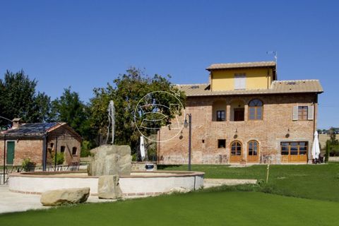 Landejendom i Cortona, Arezzo, Cortona - € 1.600.000 | Ref: DIC.5394 - foto 1