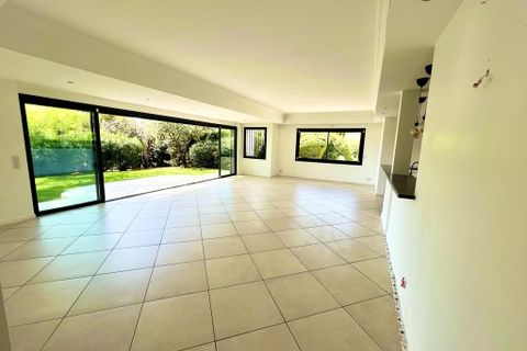Villa i Mougins, Alpes-Maritimes, Mougins - € 1.649.989 | Ref: 1542 - foto 41