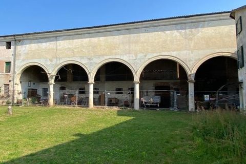 Landejendom i Thiene, Vicenza, Thiene - € 120.000 | Ref: SIN269 - foto 1