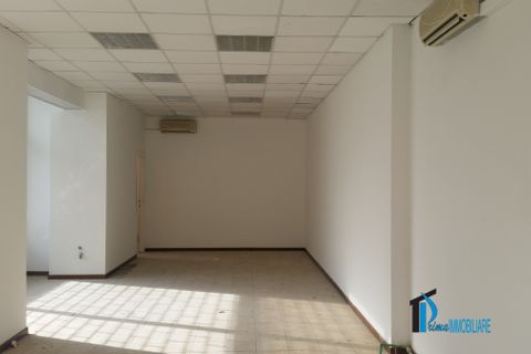 L'establiment comercial a Terni, Terni, Terni - € 700/mes | Ref: BFL-649 - foto 4