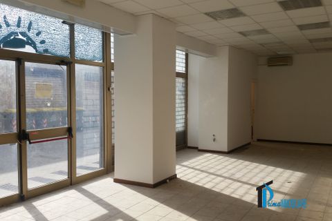 L'establiment comercial a Terni, Terni, Terni - € 700/mes | Ref: BFL-649 - foto 11