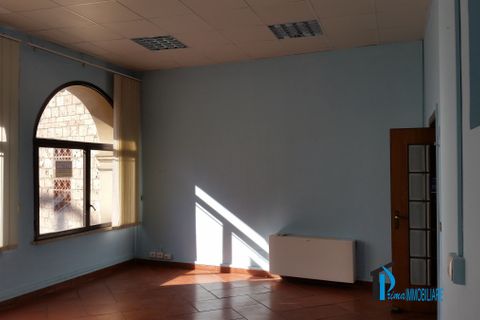 L'establiment comercial a Terni, Terni, Terni - € 550/mes | Ref: HCN-1420 - foto 7