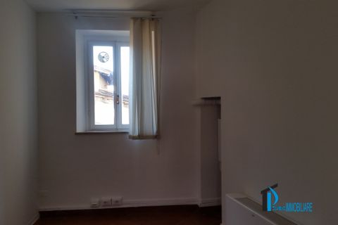 L'establiment comercial a Terni, Terni, Terni - € 550/mes | Ref: HCN-1420 - foto 20
