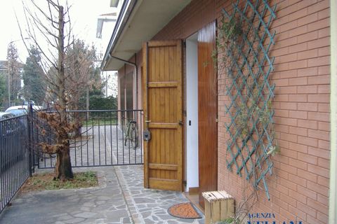Villa i Carpi, Modena, Carpi - € 200.000 | Ref: OCI-339 - foto 14