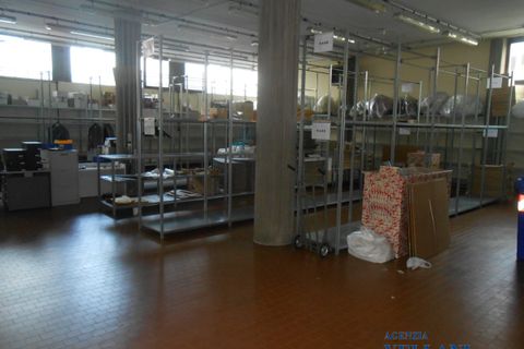L'establiment comercial a Carpi, Modena, Carpi - € 2.150/mes | Ref: RVN-569 - foto 2