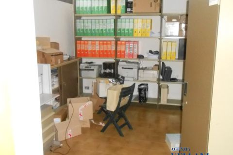 L'establiment comercial a Carpi, Modena, Carpi - € 2.150/mes | Ref: RVN-569 - foto 6