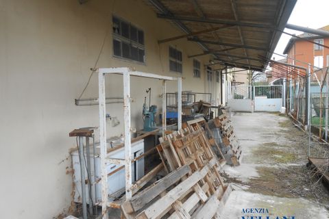 L'establiment comercial a Carpi, Modena, Carpi - € 1.500/mes | Ref: DVH-578 - foto 2