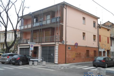 Villa i Carpi, Modena, Carpi - € 370.000 | Ref: GZV-696 - foto 6