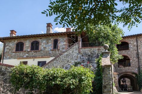 Landejendom i Bucine, Arezzo, Bucine - € 1.290.000 | Ref: DIC.5418 - foto 3