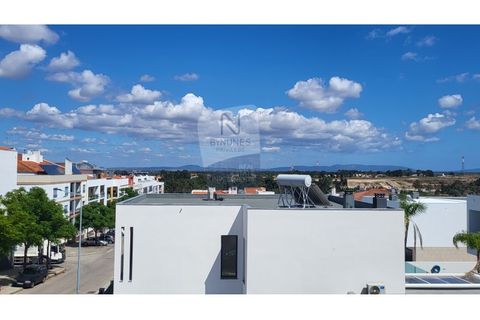 Villa in Corroios, Setubal, Corroios - € 725.000 | Ref: ID 01001102-68 - foto 2