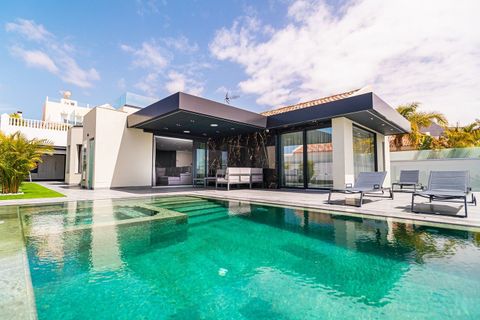 Villa a Torviscas, Tenerife, Torviscas - € 2.000.000 | Ref: CHA0056 - foto 2