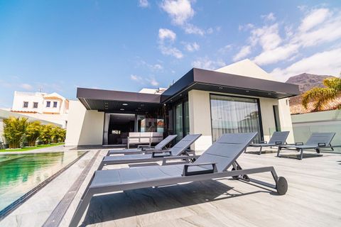 Villa a Torviscas, Tenerife, Torviscas - € 2.000.000 | Ref: CHA0056 - foto 4