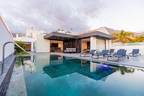 Villa a Torviscas, Tenerife, Torviscas - € 2.000.000 | Ref: CHA0056 - foto 7