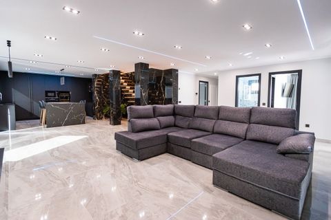Villa a Torviscas, Tenerife, Torviscas - € 2.000.000 | Ref: CHA0056 - foto 10