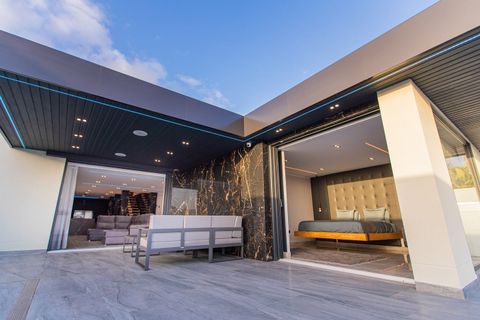 Villa a Torviscas, Tenerife, Torviscas - € 2.000.000 | Ref: CHA0056 - foto 23