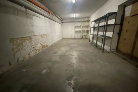 Garage i Como, Como, Como - € 69.000 | Ref: 193 - foto 2