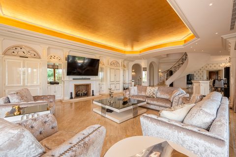 Villa i Benahavis, Malaga, Benahavis - € 13.950.000 | Ref: PANR-12951 - foto 24