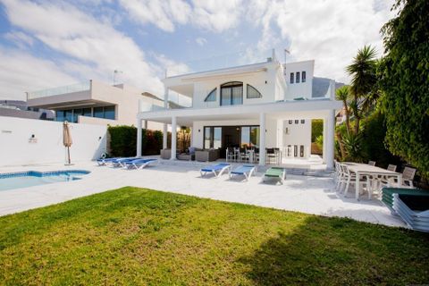 Villa i Torviscas, Tenerife, Torviscas - € 1.600.000 | Ref: CHA0058 - foto 3