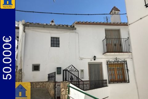 дом в деревне в Castril De La Pena, Granada - фотография 1