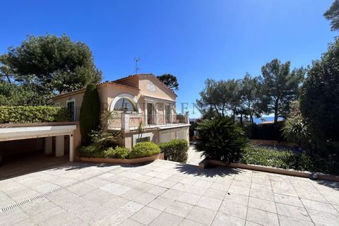 Villa i Antibes, Alpes-Maritimes, Antibes - € 3.500.000 | Ref: 6947991 - foto 1