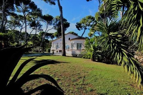 Villa i Antibes, Alpes-Maritimes, Antibes - € 3.800.000 | Ref: 7117953 - foto 2