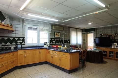 Villa i Ontinyent, Valencia, Ontinyent - € 550.000 | Ref: 2846 - foto 14